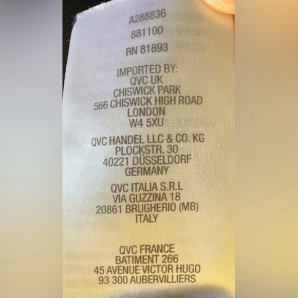 Swimsuit 1 Piece V-Neck Skirted - DENIM & COMPANY BEACH - Women's Size 22W-Black - Picture 7 of 7